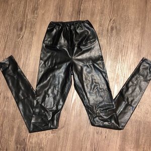 Aritzia leather leggings Daria pant